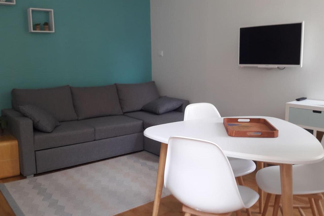 Un Appartement Lumineux Au Parc Beaumont 波城 外观 照片