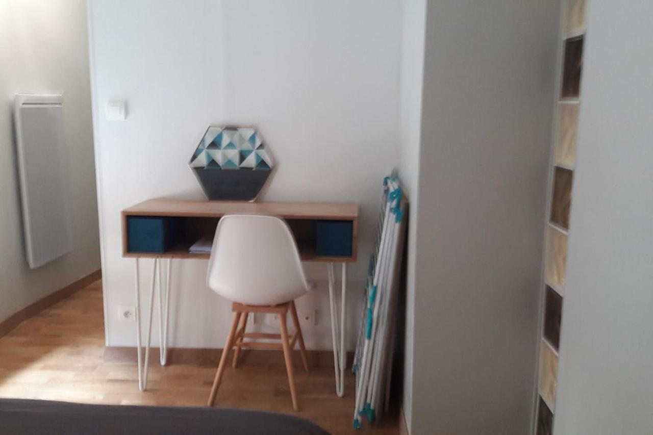 Un Appartement Lumineux Au Parc Beaumont 波城 外观 照片